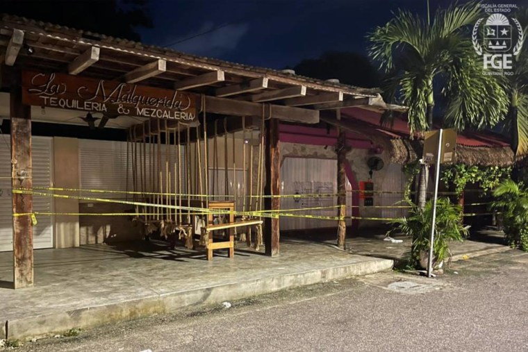 La terraza del restaurante La Malquerida, en Tulum, donde se encontraban los turistas cuando un tiroteo de una banda criminal terminó con la vida de dos jóvenes, una alemana y otra de la India.