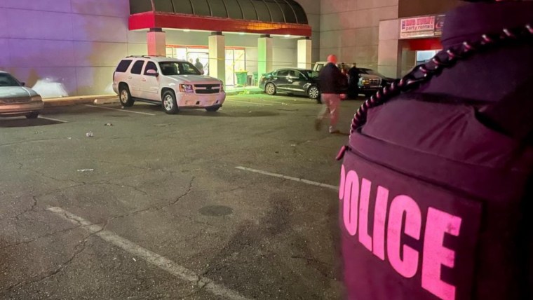 El Octavia Event Center, en Texas, donde este sábado se produjo un tiroteo en el que una persona murió y otras nueve resultaron heridas.