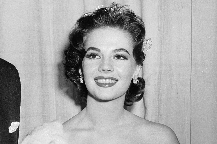 Natalie Wood appears at the Academy Awards in Los Angeles on March 27, 1957.
