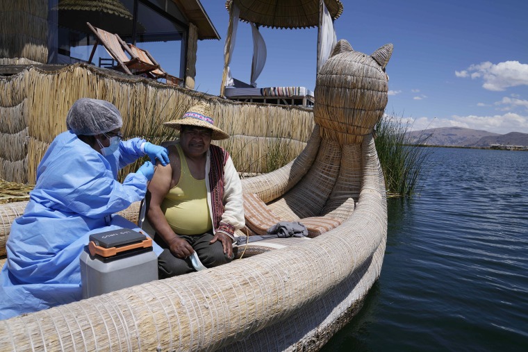 Rumors Feed Vaccine Reluctance Among Peru S Indigenous Community   211105 Peru Covid Vaccine Lake Titicaca Se 1028a 18d34c 