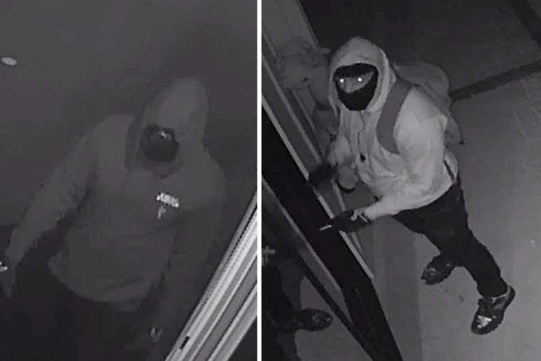 Image: Two men being sought by police in the robbery in the Encino neighborhood of Los Angeles.