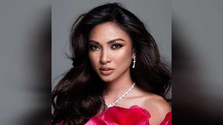 Beatrice Luigi Gomez, Miss Universo Filipinas 2021