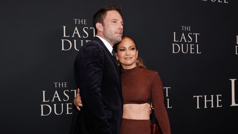 Ben Affleck y Jennifer Lopez en el estreno de 'The Last Duel' en Nueva York.