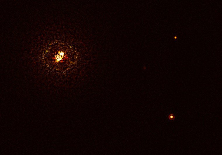 The European Southern Observatory's Very Large Telescope has recorded an image of a planet around the two-star system b Centauri.