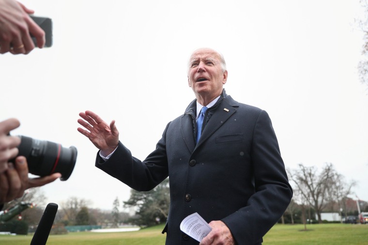 Image: President Biden travels to Missouri, from the White House in Washington