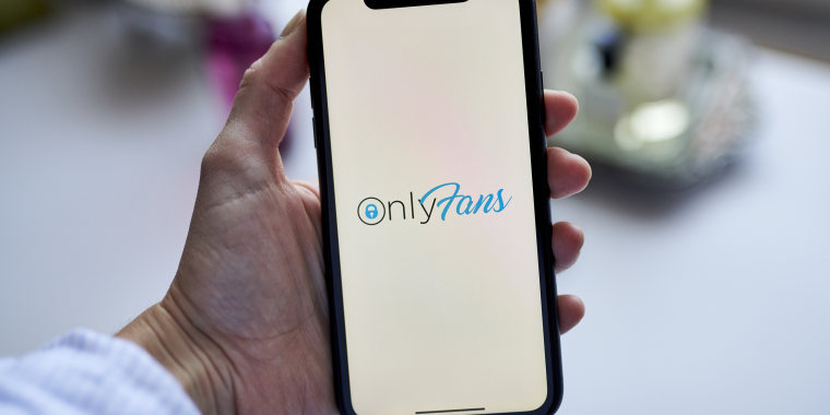 OnlyFans CEO steps down