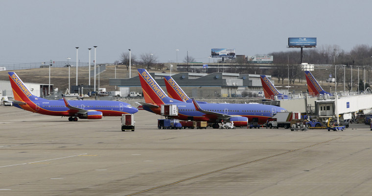Aviones de South West Airlines en el Aeropuerto Internacional de Lambert, en St. Louis, Missouri