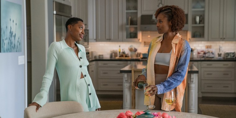 Issa (Issa Rae) and Molly (Yvonne Orji) in the season finale of HBO "Insecure."
