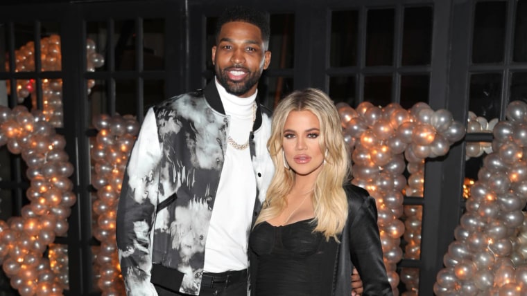 Tristan Thompson y Khloé Kardashian en el cumpleaños del basquetbolista, en marzo de 2018.