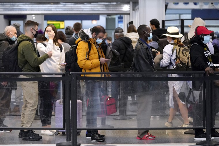 Photo: Chicago Airport Line passengers