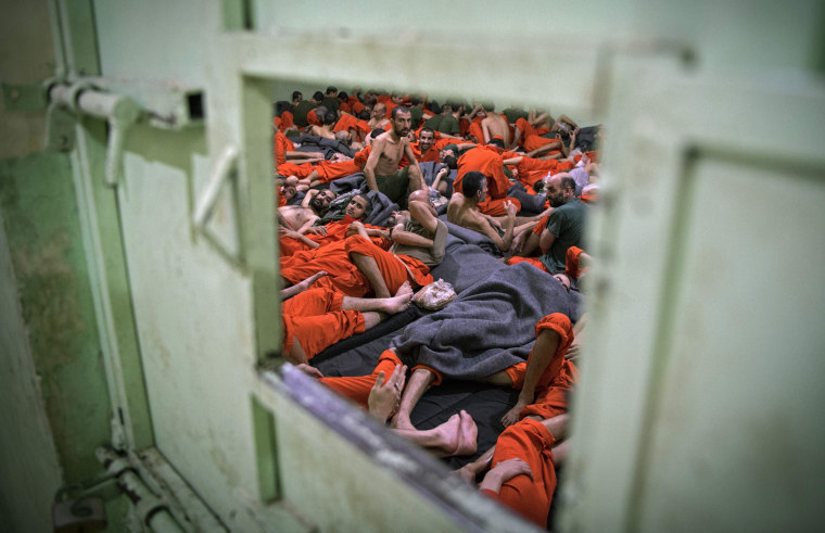 TOPSHOT-SYRIA-CONFLICT-IS-PRISON