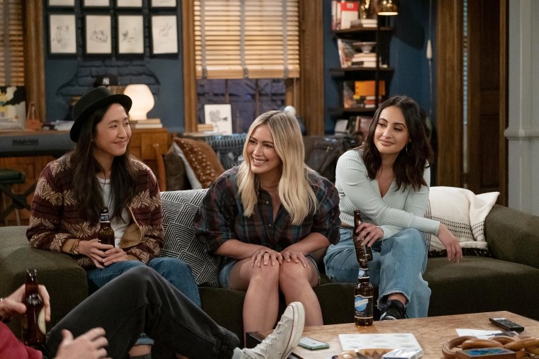 Image: Tien Tran as Ellen, Hilary Duff as Sophie and Francia Raisa as Valentina in "How I Met Your Father."