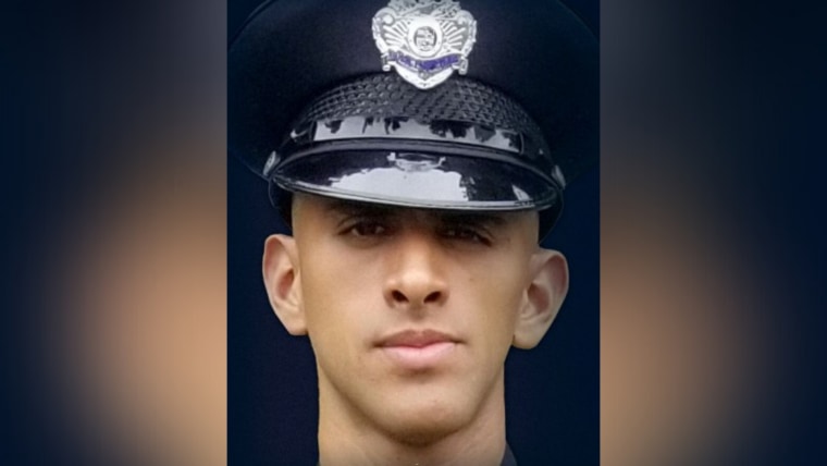 El oficial Fernando Arrollos, de 28 años, policía de Los Ángeles, California