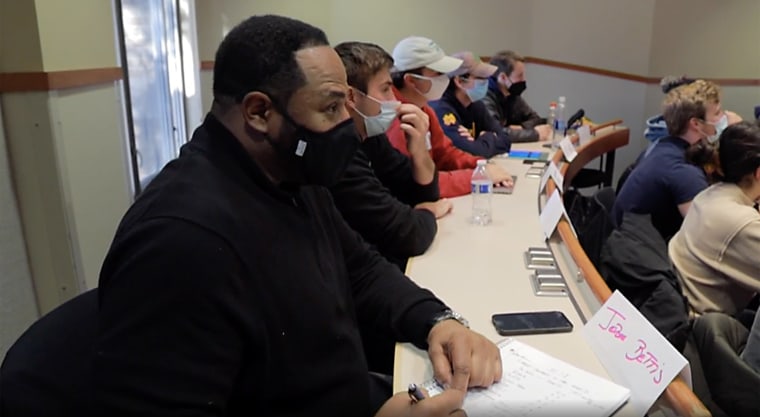 Pro Football Hall of Famer Jerome Bettis is back with students half his age as he works to finish his business degree at Notre Dame, 30 years after he starred for the school on the field.