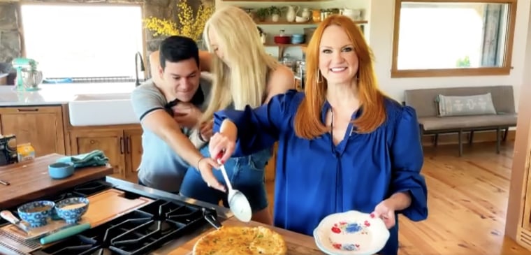 The Pioneer Woman, Ree Drummond, understands when viewers criticize the "lack of professionalism and decorum" in her kitchen.