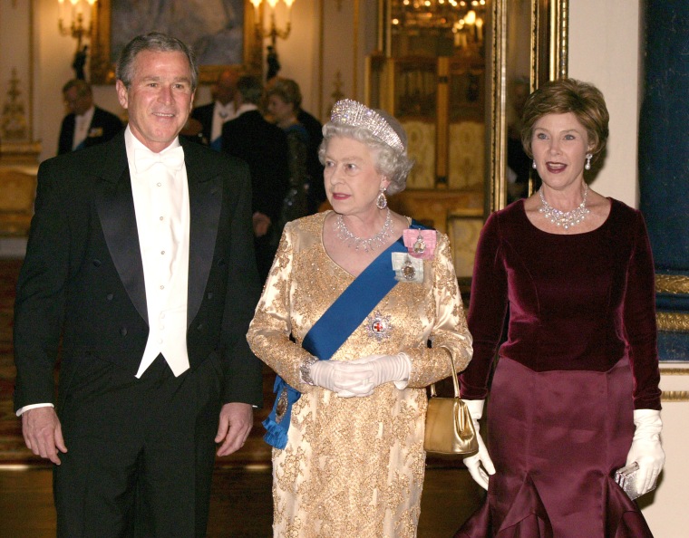 President George W. Bush and Laura Bush with Queen Elizabeth II