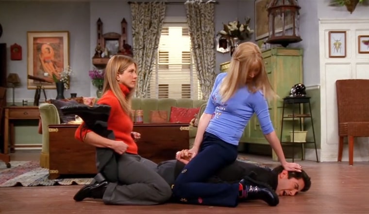 Phoebe and Rachel school Ross in the art of Unagi on "Friends."