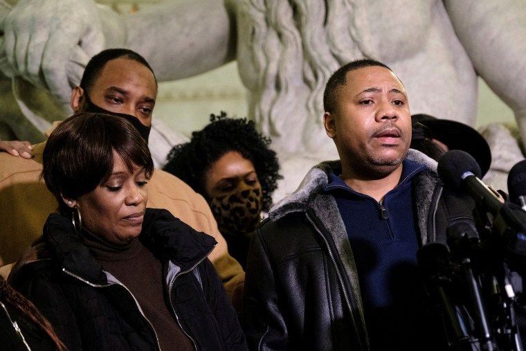 Image: News conference for Amir Locke, in Minneapolis