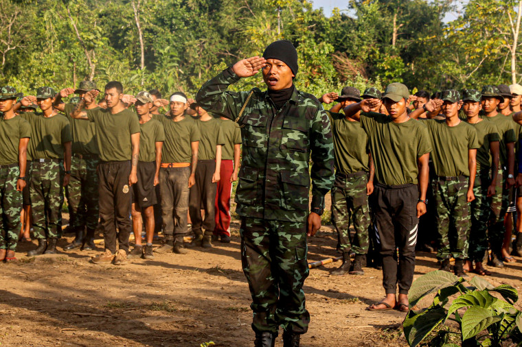 Members of the People Defence Forces from the 101 Company