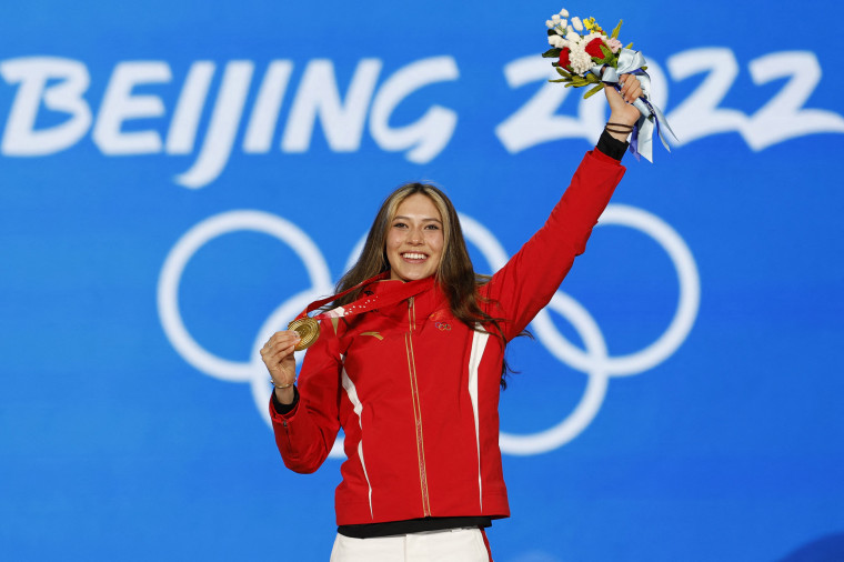 Olympic freestyle skier Eileen Gu stuns with final big air trick, and wins  gold : NPR