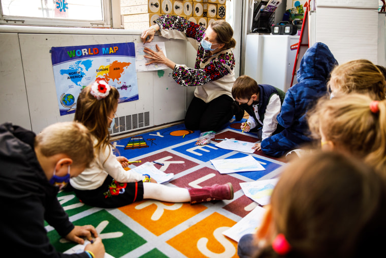 Yaryna Glum teaches kindergarten students about Ukrainian geography at Self-Reliance School of Ukrainian Studies in New York on Feb. 26, 2022.
