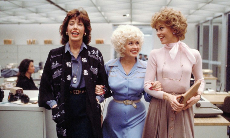 Jane Fonda, Lily Tomlin, Dolly Parton, 9 to 5 (1980) (aka Nine to Five) Photo Credit: 20th Century Fox / The Hollywood Archive File Reference # 33962-235THA