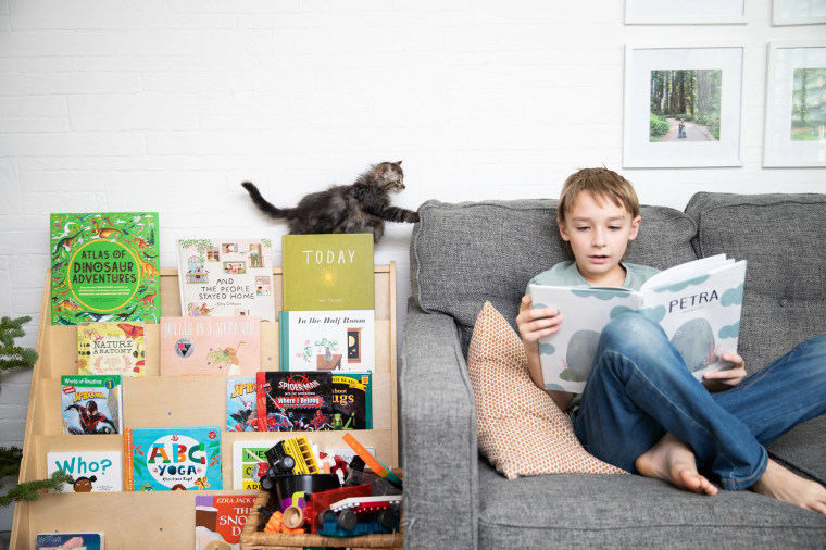 Volunteers who temporarily foster pets while they wait for their forever homes free up space at shelters and provide a nice break from a shelter environment for the animals. 