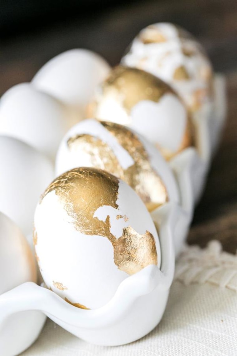 Easter crafts: gold Easter eggs