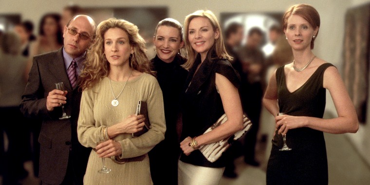 (L-R) Willie Garson (Stanford), Sarah Jessica Parker (Carrie), Kristin Davis (Charlotte),  Kim Cattrall (Samantha) And Cynthia Nixon (Miranda) in Sex and The City, season 3.