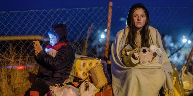 Refugees at border crossing