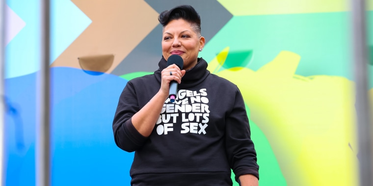 Sara Ramirez said Che Diaz would respond to the criticism of their character with a "witty" rebuttal reminding everyone that "no one’s perfect."