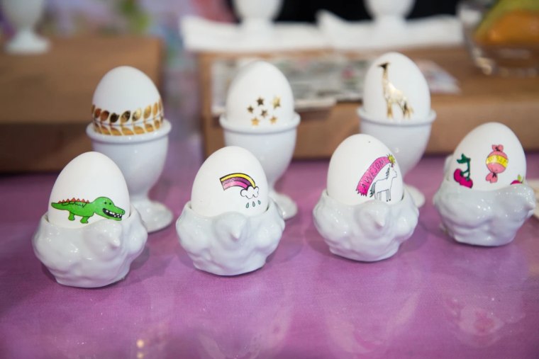 Easter Crafts: Tattoo Easter eggs