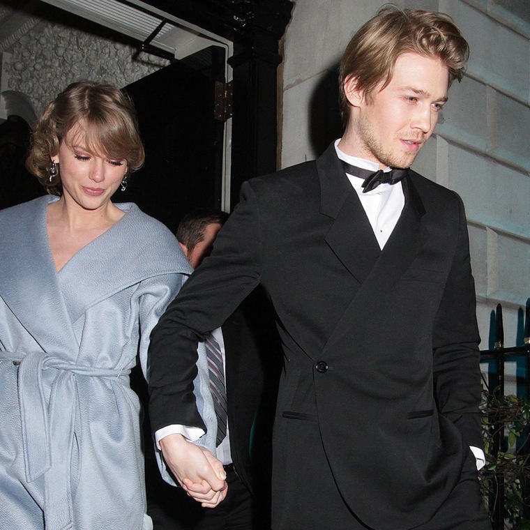 Taylor Swift Is Dating British Actor Joe Alwyn