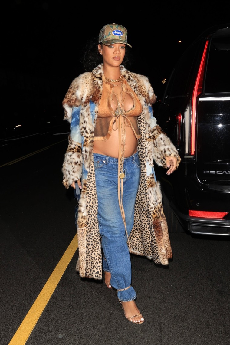 Rihanna shows off her belly bump while out to late night dinner at Giorgio Baldi in Santa Monica, CA