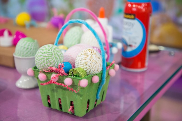 Easter Crafts: Twine-Wrapped Egg
