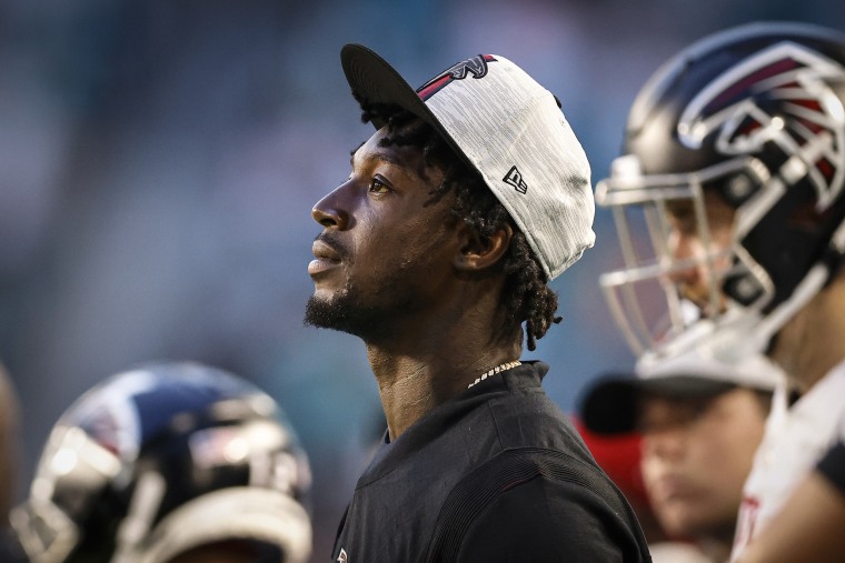 Calvin Ridley #18 of the Atlanta Falcons during a preseason game against the Miami Dolphins at Hard Rock Stadium on Aug. 21, 2021 in Miami Gardens, Fla.