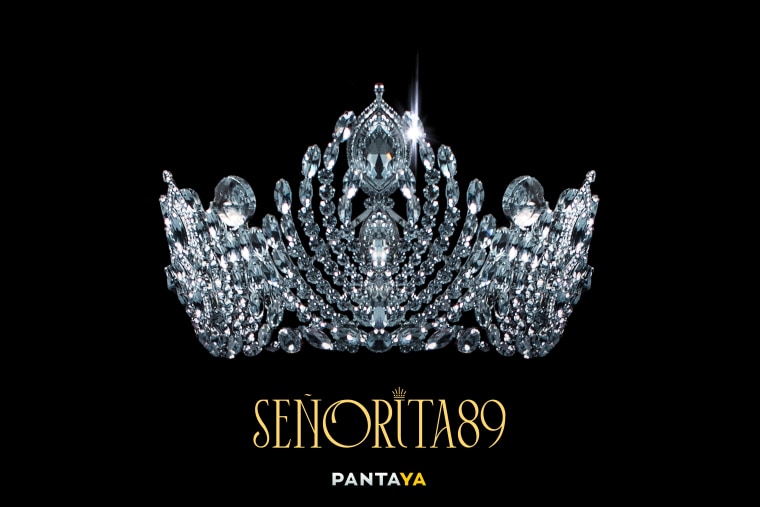 Señorita 89’s glamorous silver crown.