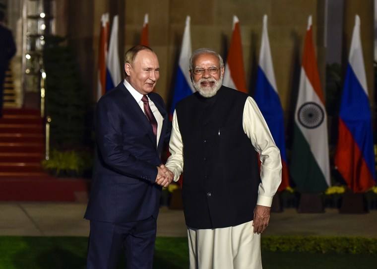 PM Modi Meets Vladimir Putin At Hyderabad House