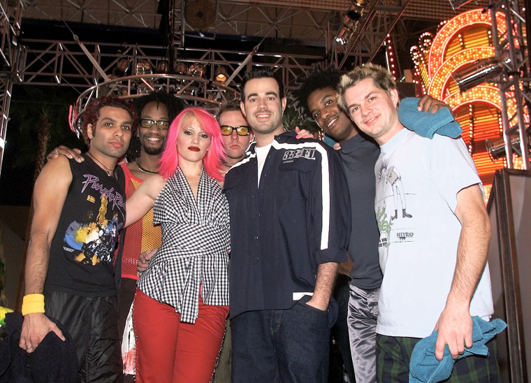 No Doubt On MTV's Total Request Live In Las Vegas