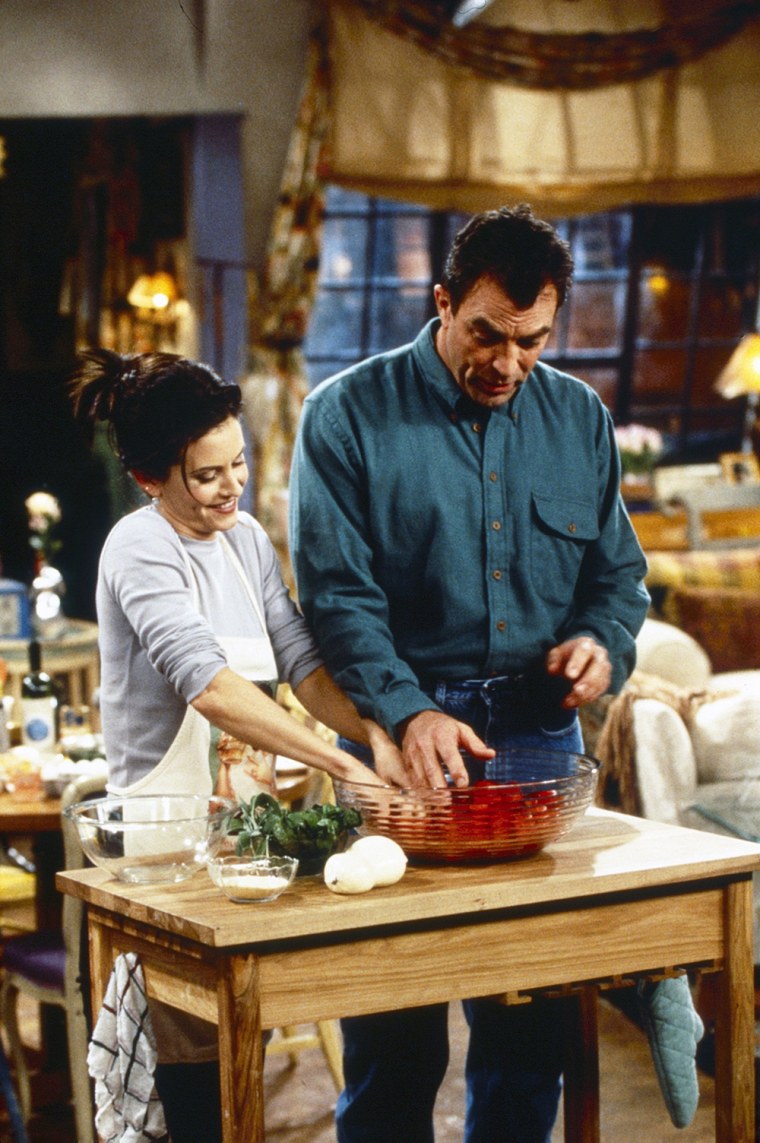 Cox in a scene with Selleck on "Friends."