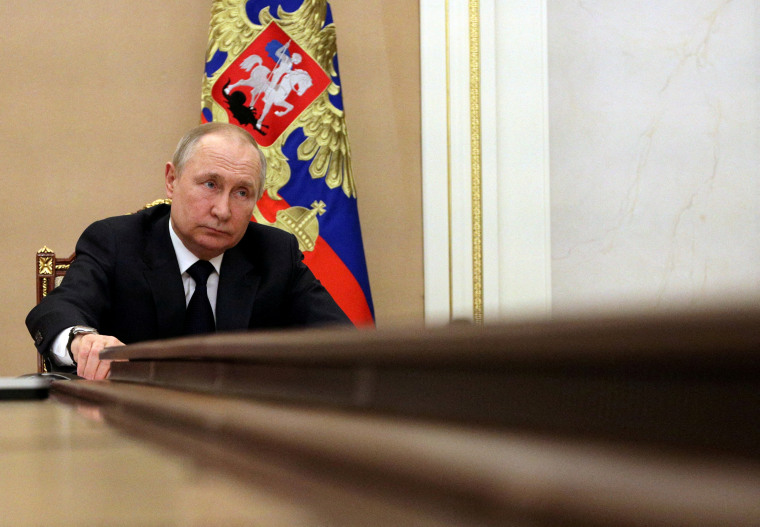 Putin, en una reunión con su Gobierno el 10 de marzo.