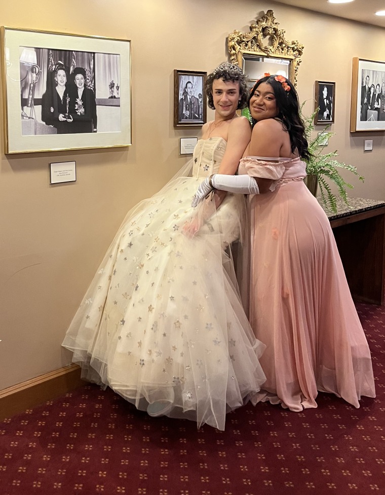 Friends Matthea Nava, left, and Tea Elani pose at "The Queen's Ball: A Bridgerton Experience."