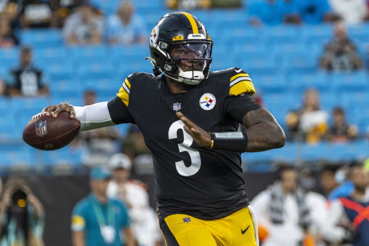 Pittsburgh Steelers quarterback Dwayne Haskins looks to pass during the first half of an NFL preseason game in August 2021.