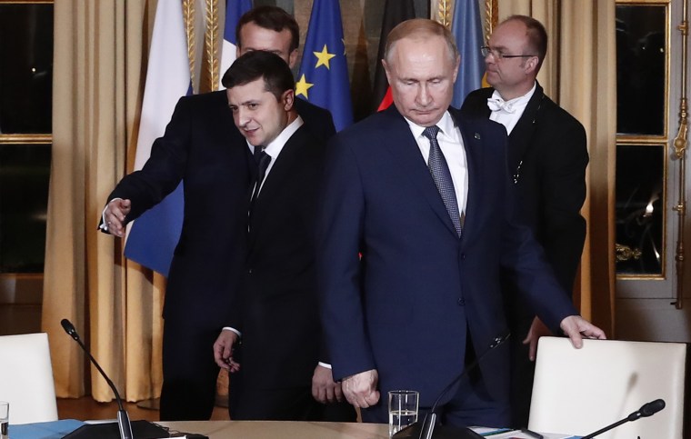 Image: Vladimir Putin and Volodymyr Zelenskyy
