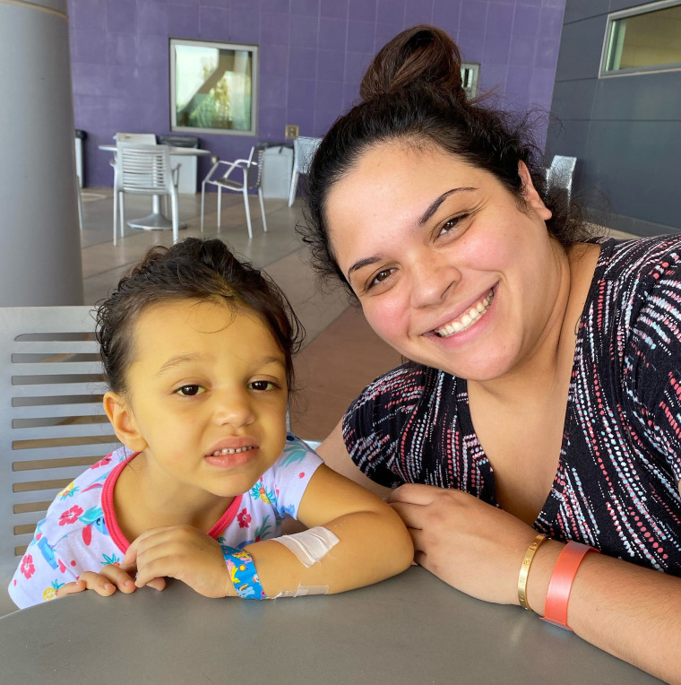 Image: Stefanie Cunha with her daughter Quinn.