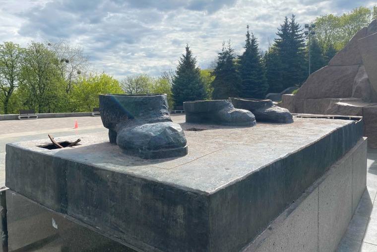 Only the shoes of a statue that promised friendship between Russia and Ukraine remain after municipal workers dismantled the figure this week.