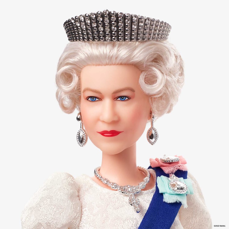 Queen elizabeth discount barbie doll