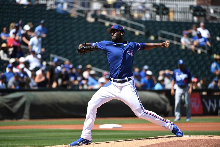 Tigers lose another pitcher, but still beat Texas 8-3 – Friday