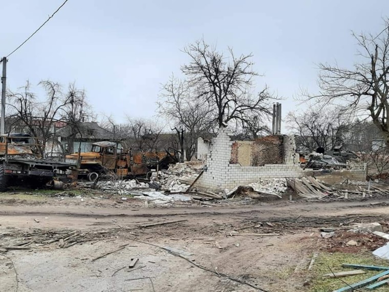 A picture of another destroyed civilian building.