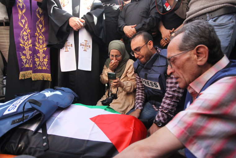 Funeral of Female Al-Jazeera reporter killed in gunfire by Israeli soldiers